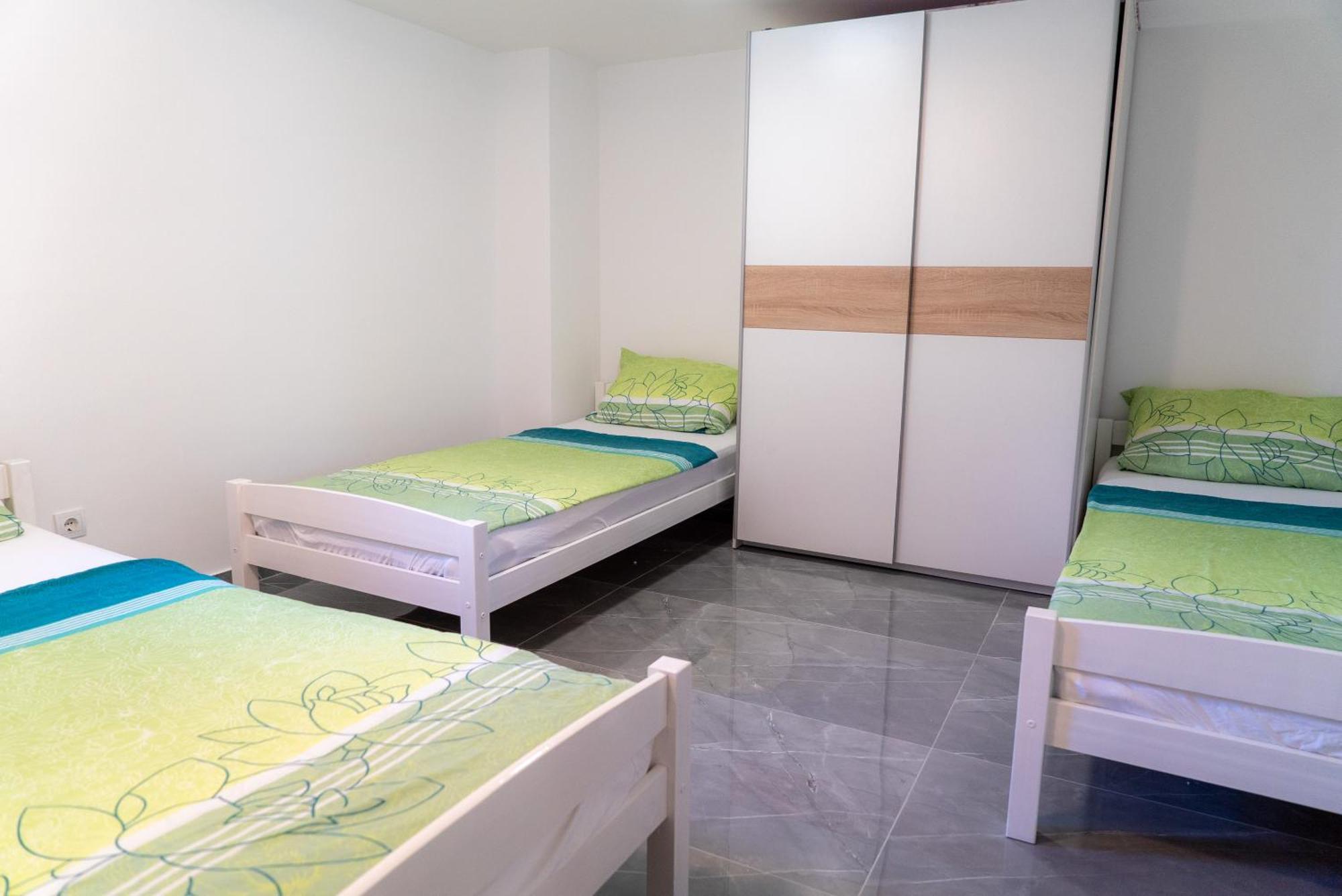 טיסנו Apartments Zubcic מראה חיצוני תמונה