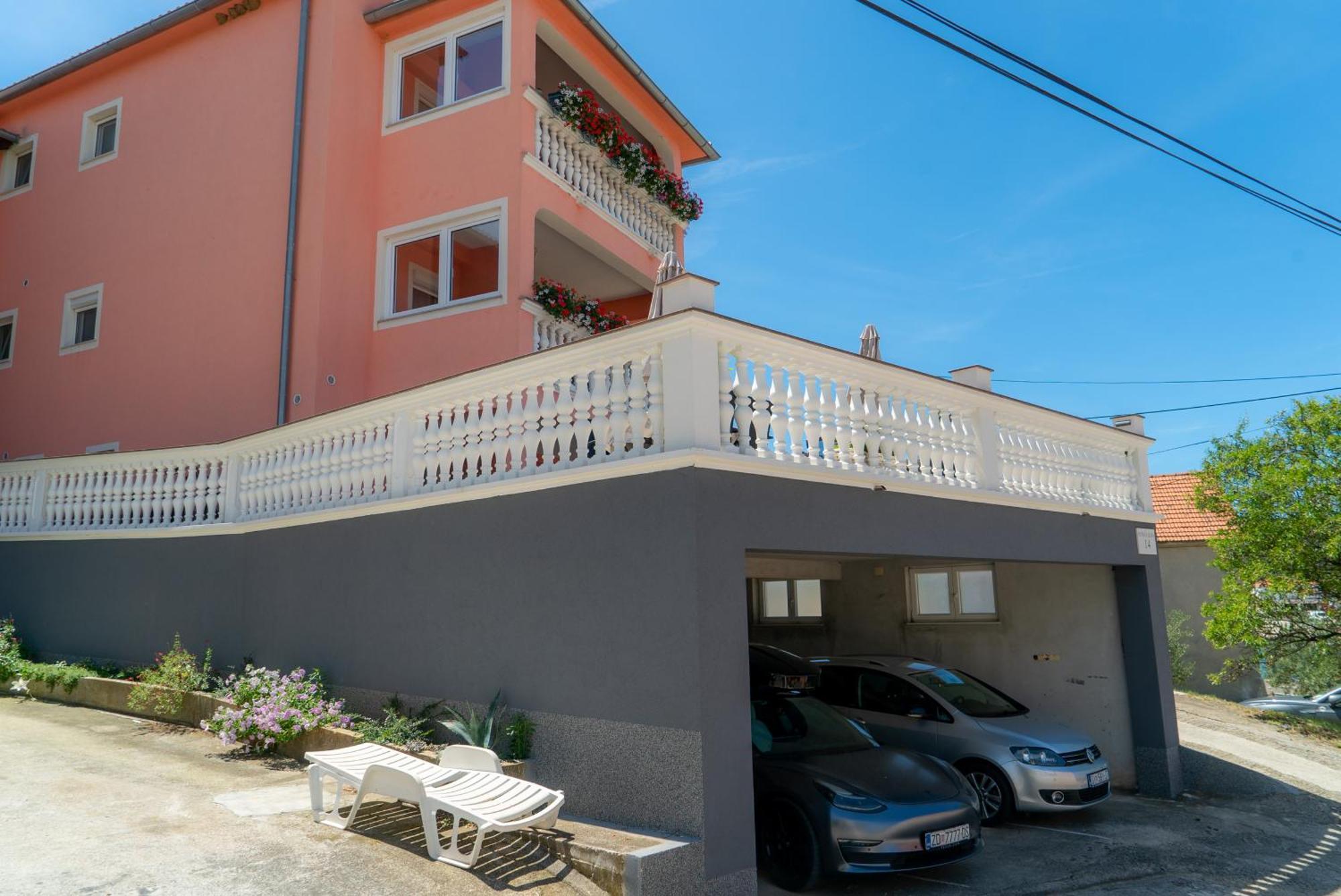 טיסנו Apartments Zubcic מראה חיצוני תמונה